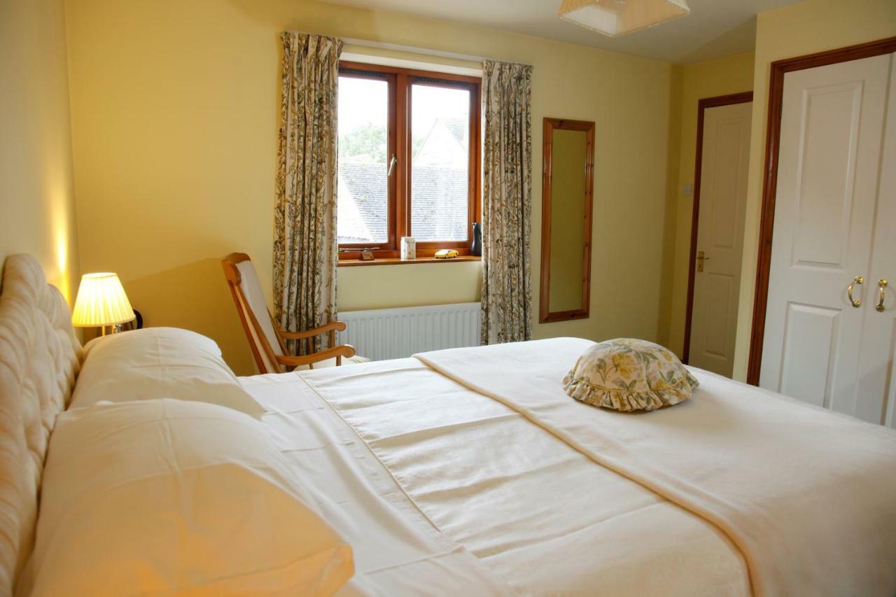 Two Hoots Bed And Breakfast 布拉克利 外观 照片